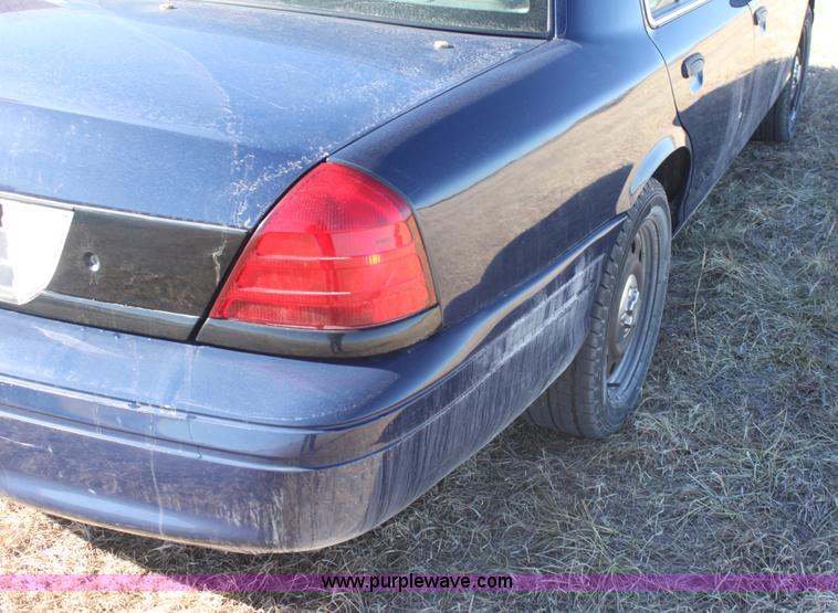 image for item E8367 2008 Ford Crown Victoria Police Interceptor
