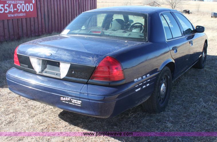 image for item E8370 2007 Ford Crown Victoria Police Interceptor