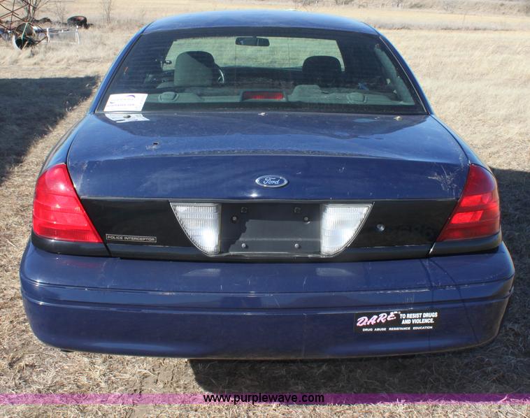 image for item E8370 2007 Ford Crown Victoria Police Interceptor