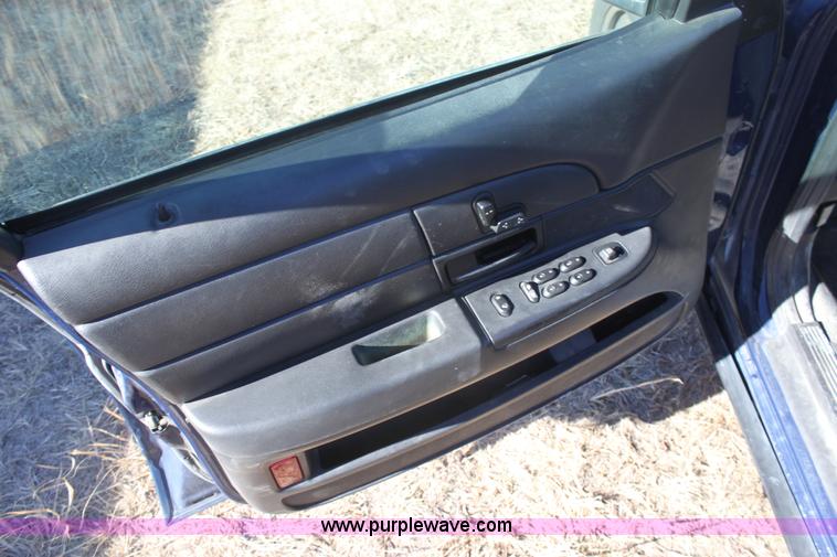 image for item E8370 2007 Ford Crown Victoria Police Interceptor