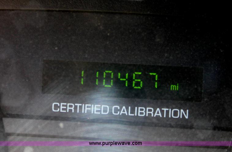 image for item E8370 2007 Ford Crown Victoria Police Interceptor