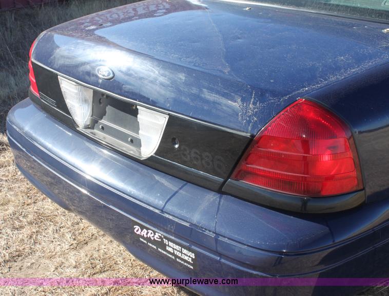 image for item E8370 2007 Ford Crown Victoria Police Interceptor