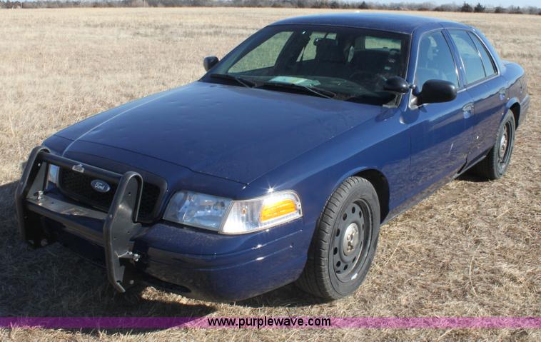 image for item E8371 2008 Ford Crown Victoria Police Interceptor