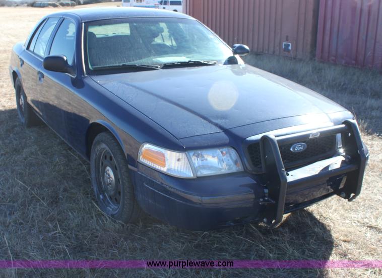 image for item E8371 2008 Ford Crown Victoria Police Interceptor