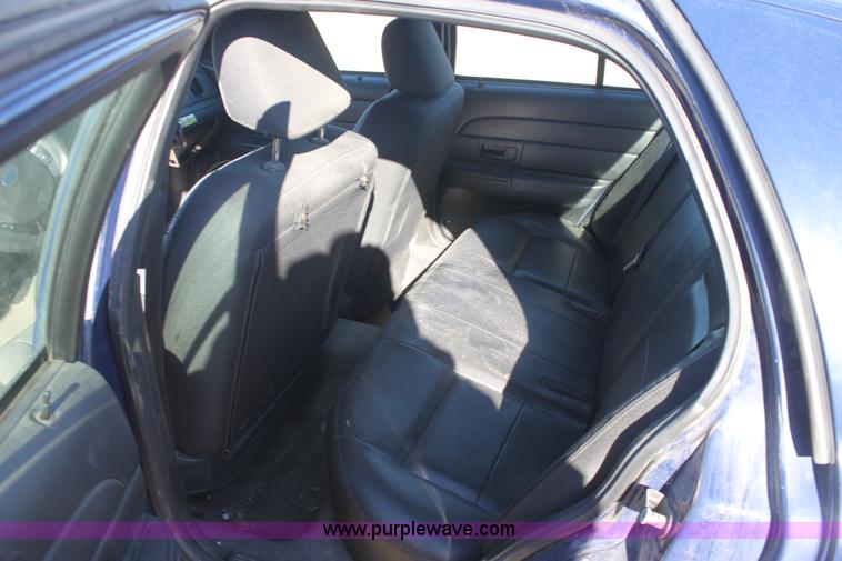 image for item E8371 2008 Ford Crown Victoria Police Interceptor