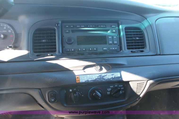 image for item E8371 2008 Ford Crown Victoria Police Interceptor