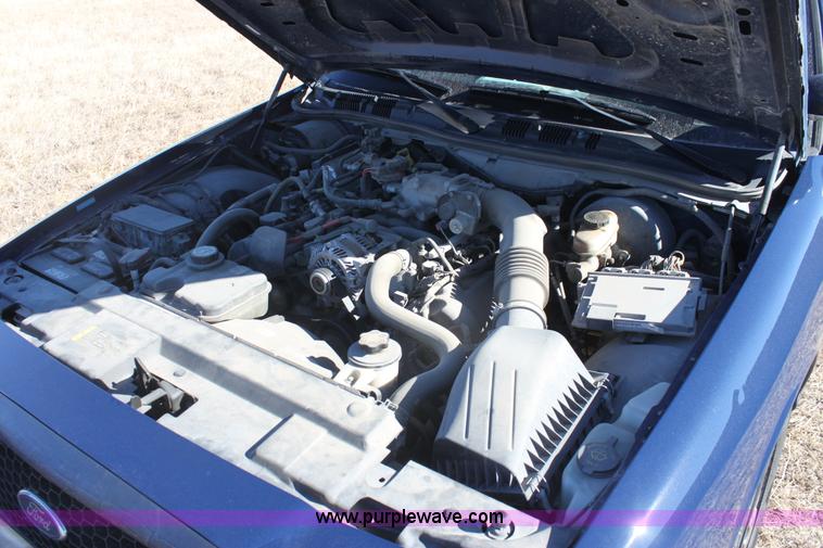 image for item E8371 2008 Ford Crown Victoria Police Interceptor