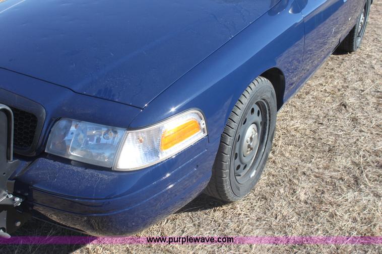 image for item E8371 2008 Ford Crown Victoria Police Interceptor