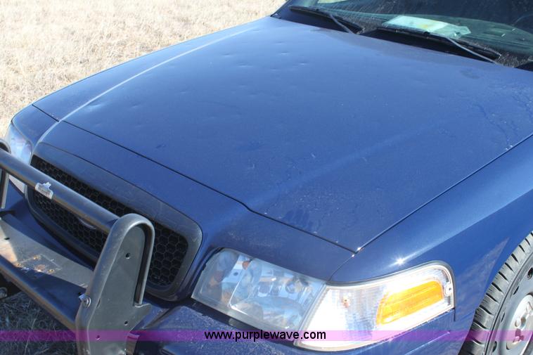 image for item E8371 2008 Ford Crown Victoria Police Interceptor
