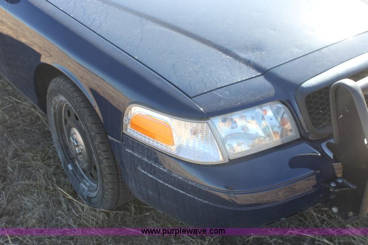 image for item E8371 2008 Ford Crown Victoria Police Interceptor