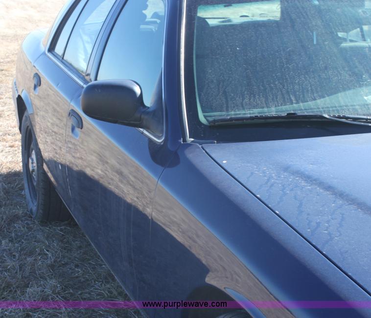 image for item E8371 2008 Ford Crown Victoria Police Interceptor