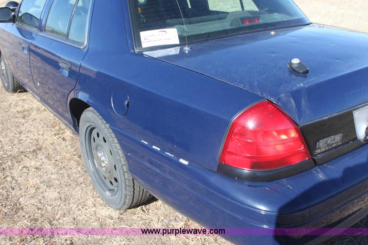 image for item E8371 2008 Ford Crown Victoria Police Interceptor