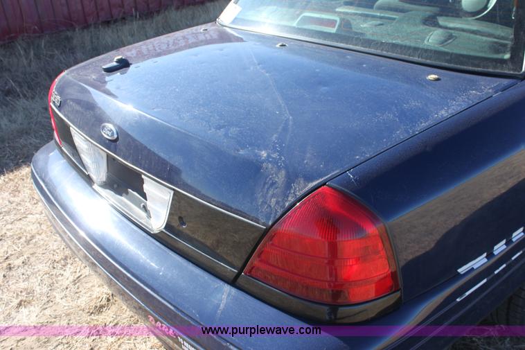 image for item E8372 2008 Ford Crown Victoria Police Interceptor
