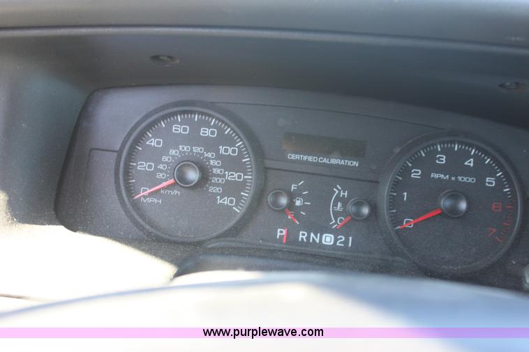 image for item E8373 2007 Ford Crown Victoria Police Interceptor