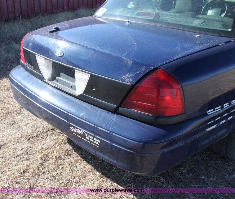 image for item E8373 2007 Ford Crown Victoria Police Interceptor