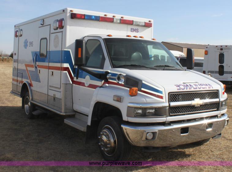image for item E8377 2008 Chevrolet ambulance