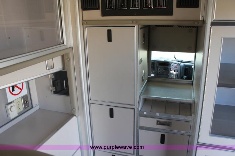 image for item E8377 2008 Chevrolet ambulance