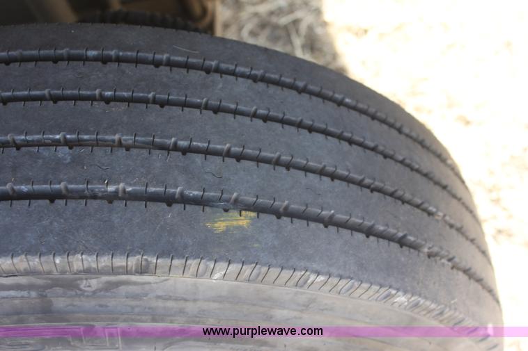 image for item E8377 2008 Chevrolet ambulance