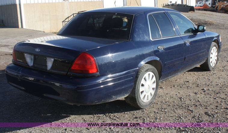 image for item F2894 2007 Ford Crown Victoria Police Interceptor