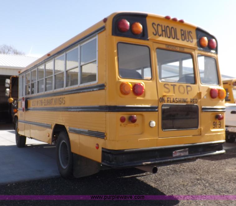 image for item F6372 1991 Chevrolet C60 school bus