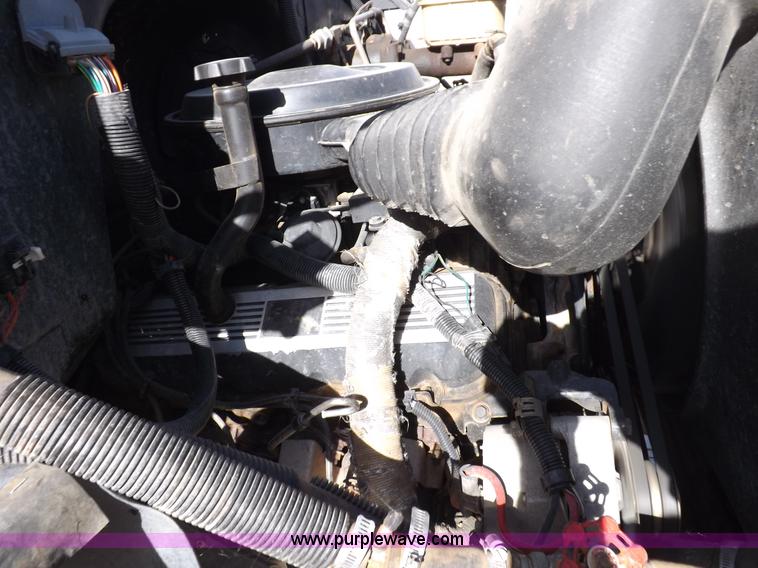 image for item F6372 1991 Chevrolet C60 school bus