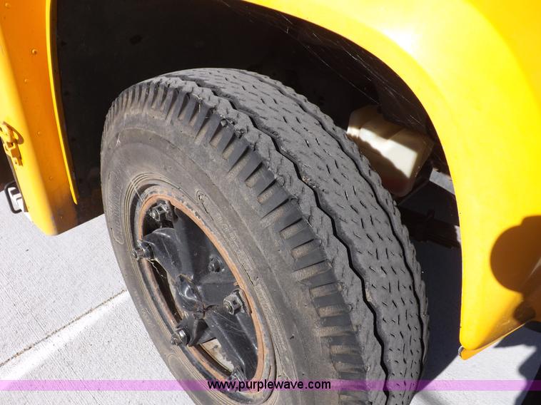 image for item F6372 1991 Chevrolet C60 school bus