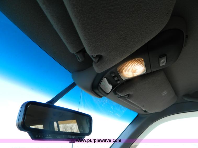 image for item G7605 1996 Ford Explorer SUV