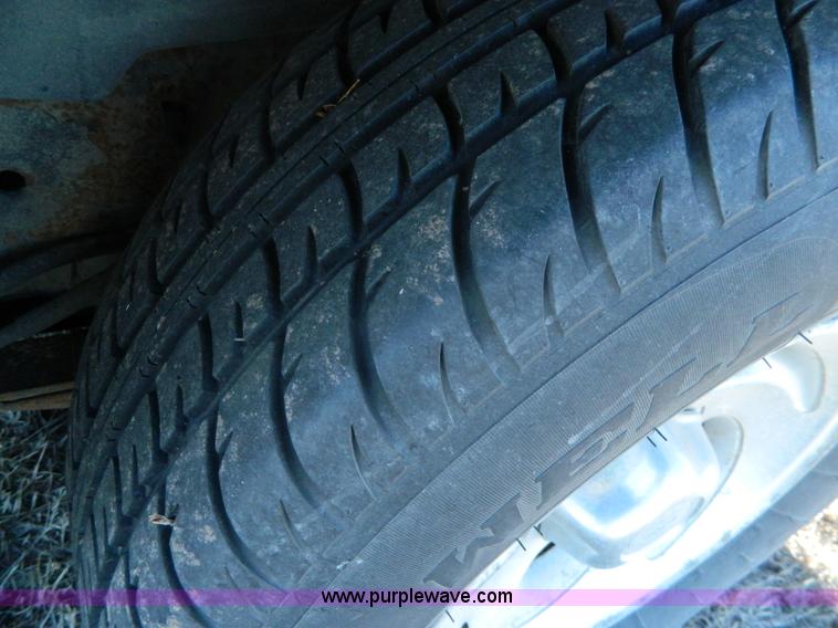 image for item G7605 1996 Ford Explorer SUV