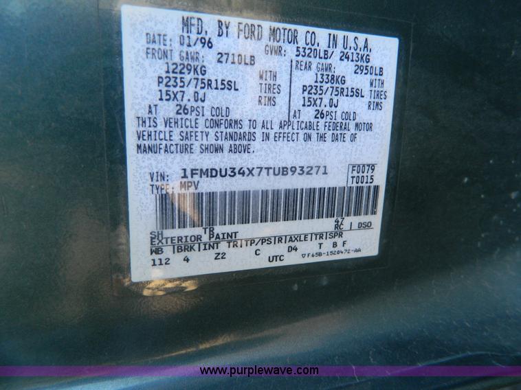 image for item G7605 1996 Ford Explorer SUV