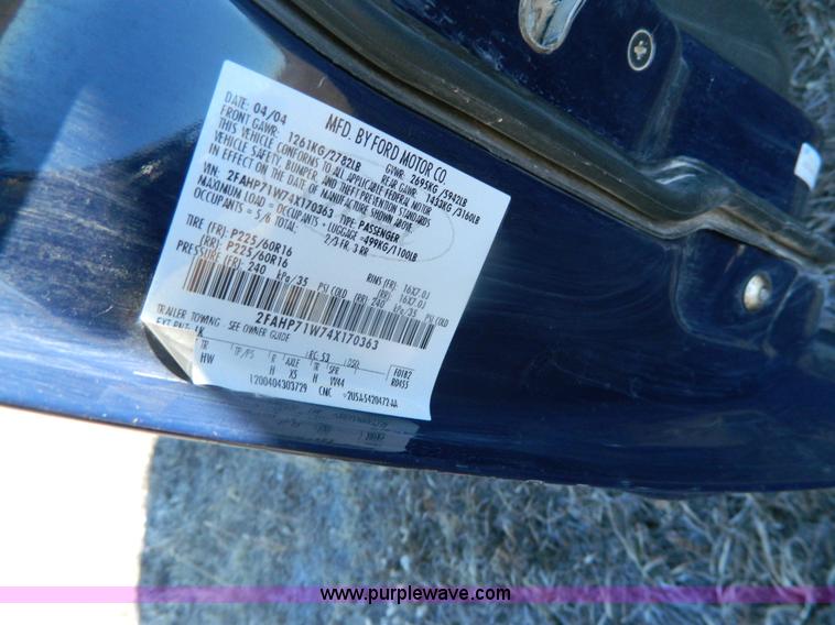 image for item G7606 2004 Ford Crown Victoria Police Interceptor