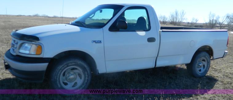 image for item G7607 1999 Ford F150 pickup truck