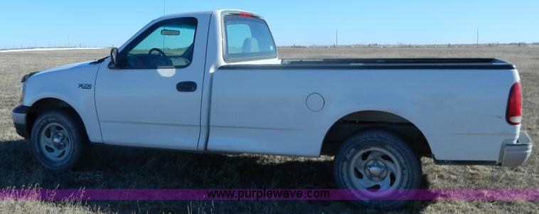image for item G7607 1999 Ford F150 pickup truck