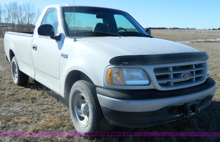 image for item G7607 1999 Ford F150 pickup truck