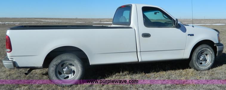 image for item G7607 1999 Ford F150 pickup truck