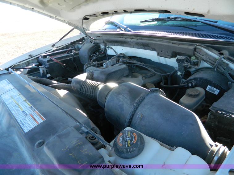 image for item G7607 1999 Ford F150 pickup truck