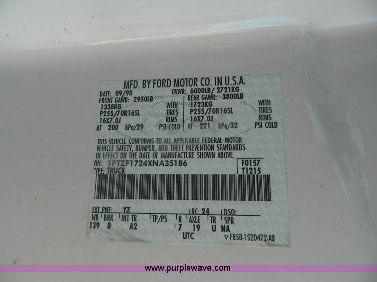 image for item G7607 1999 Ford F150 pickup truck