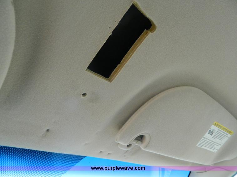 image for item G7608 2005 Ford Crown Victoria Police Interceptor