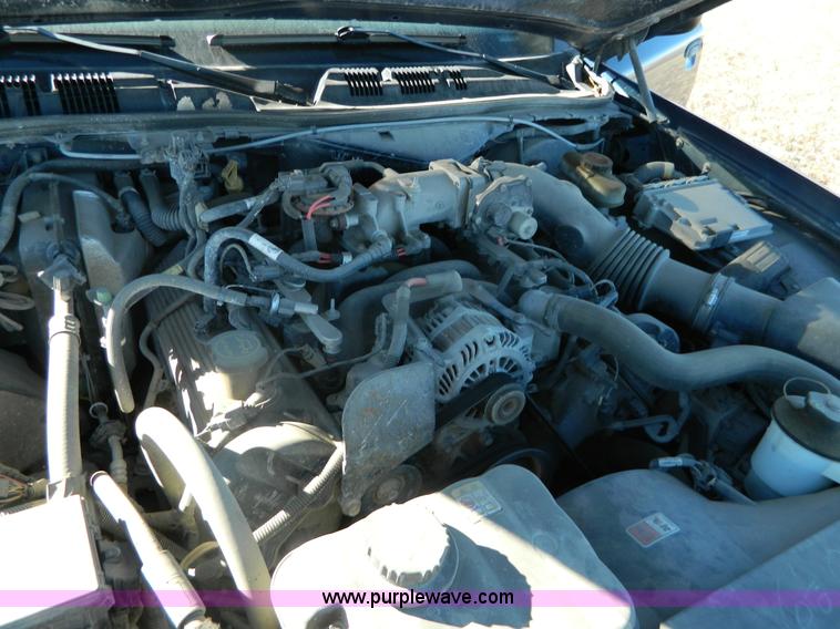 image for item G7608 2005 Ford Crown Victoria Police Interceptor