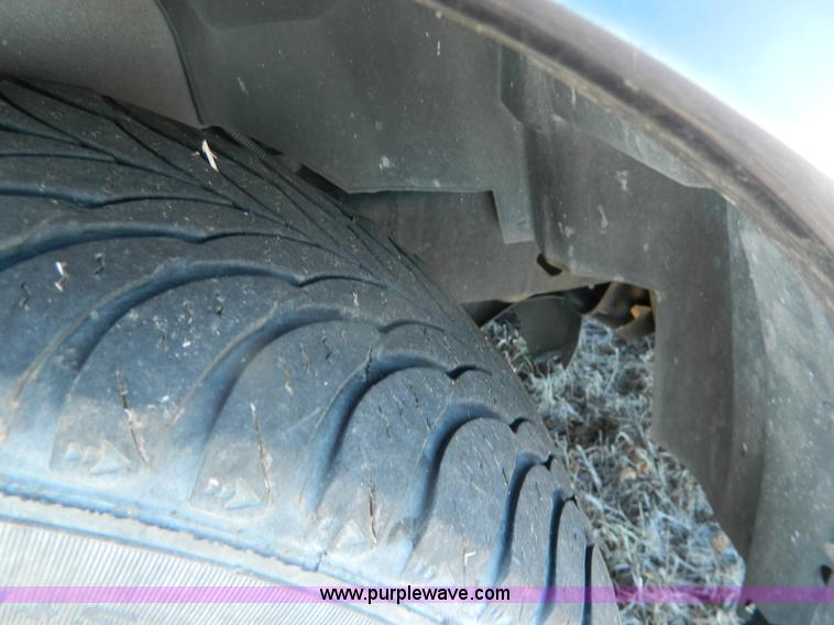 image for item G7608 2005 Ford Crown Victoria Police Interceptor