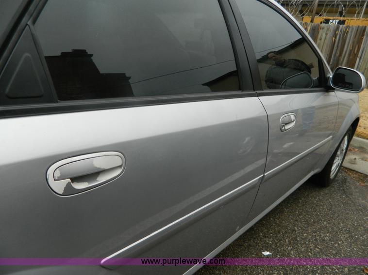 image for item G7676 2004 Suzuki Forenza