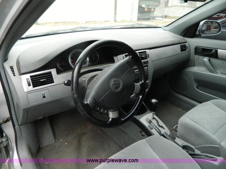image for item G7676 2004 Suzuki Forenza