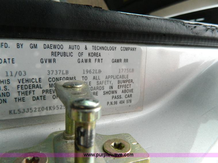 image for item G7676 2004 Suzuki Forenza