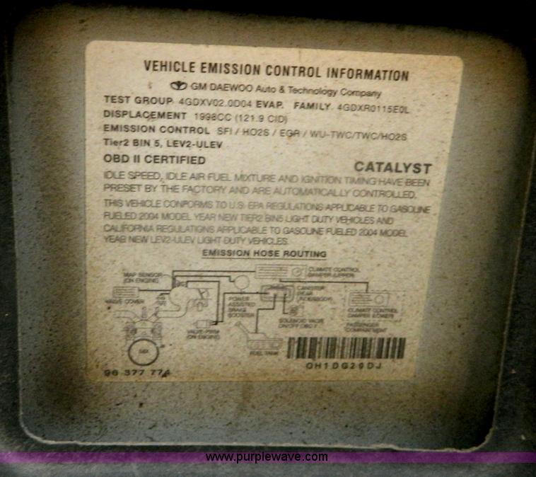 image for item G7676 2004 Suzuki Forenza