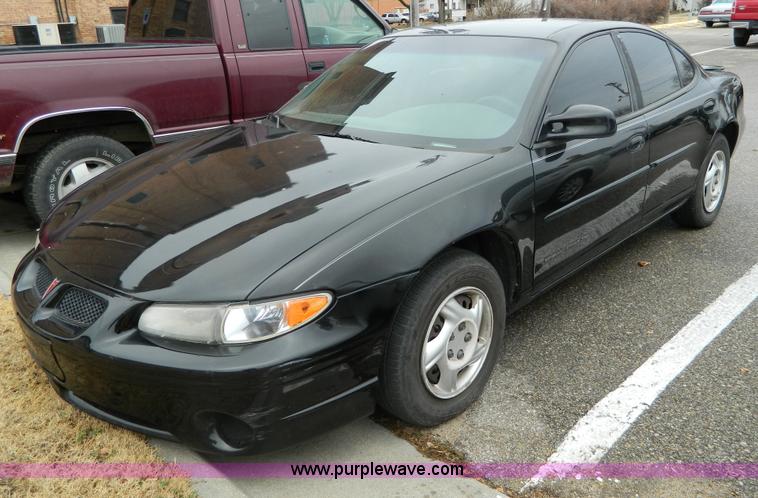 image for item G7682 2002 Pontiac Grand Prix SE