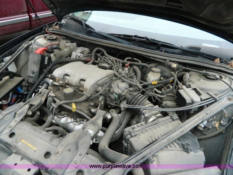 image for item G7682 2002 Pontiac Grand Prix SE