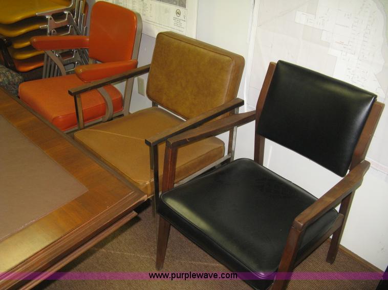 image for item M9184 Office chairs and furniture