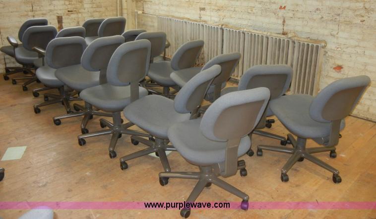 image for item N9732 (27) office chairs