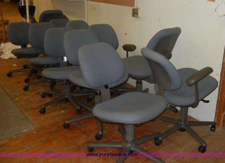 image for item N9732 (27) office chairs