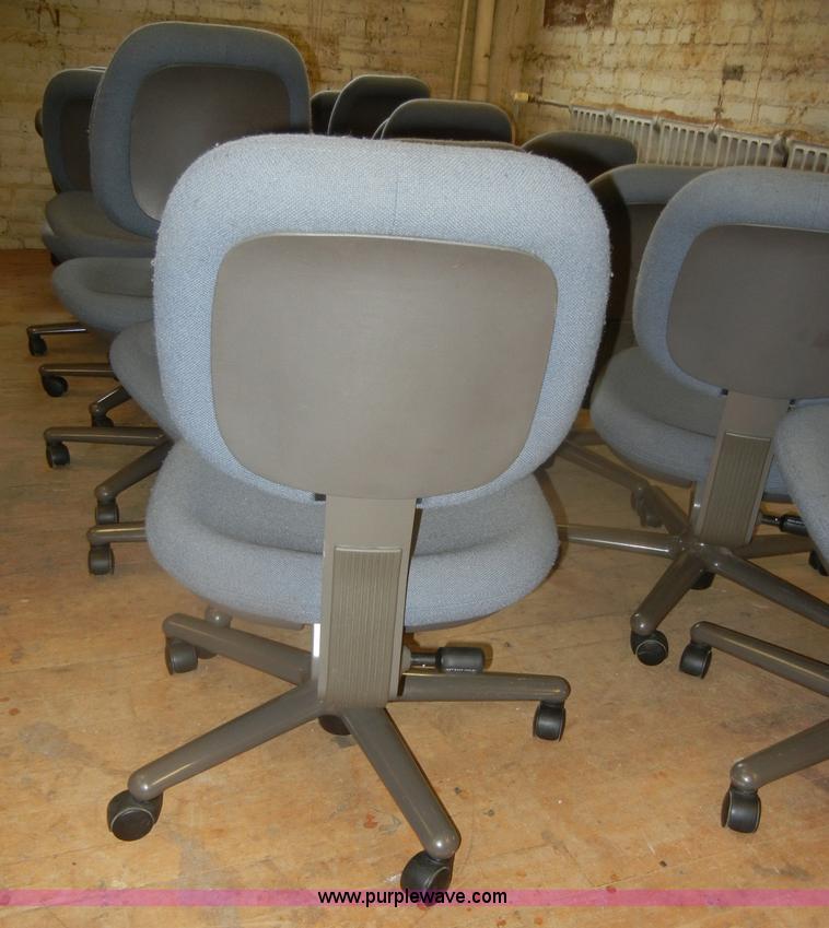 image for item N9732 (27) office chairs