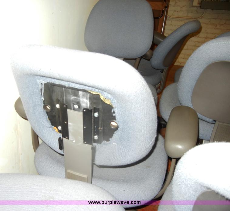 image for item N9732 (27) office chairs